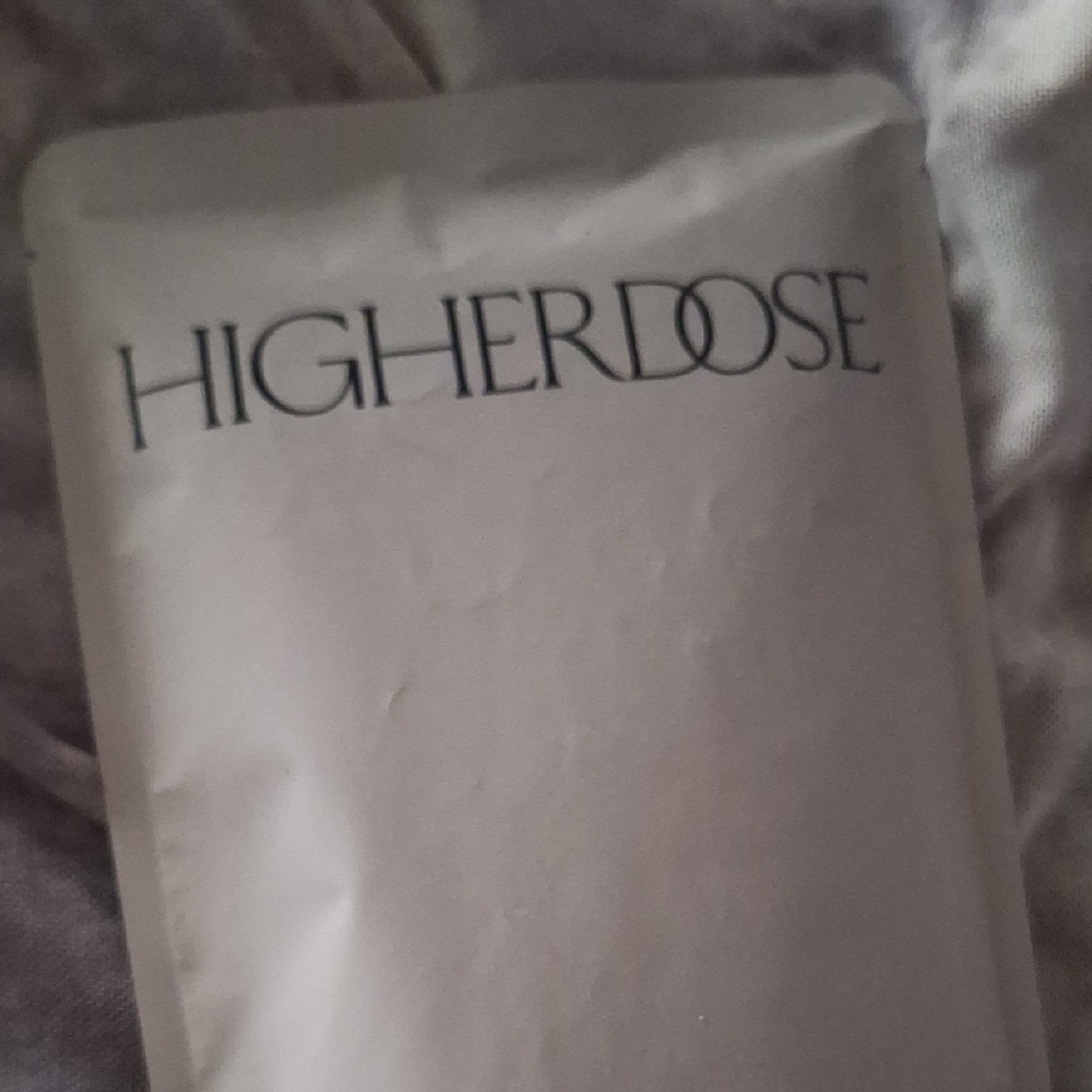 HigherDose Bath Soak - White